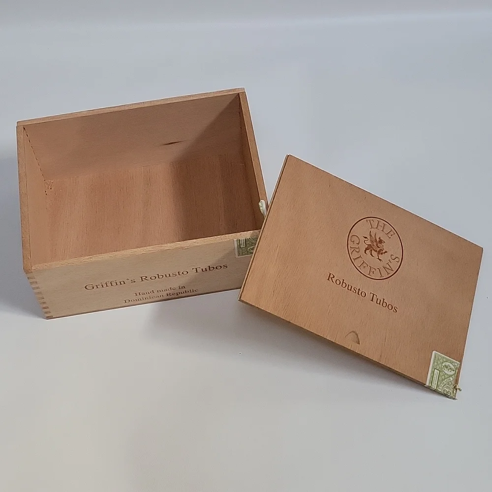 The Griffin's Robusto Tubos Empty Wood Cigar Box